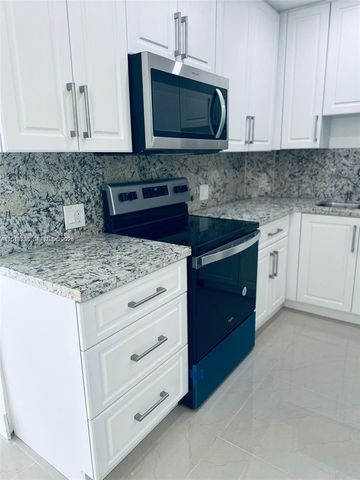 4200 Hillcrest Dr 503, Hollywood, FL 33021