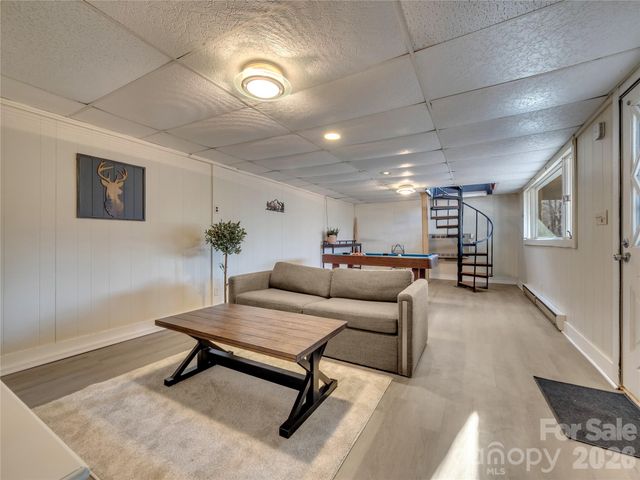 101 Upper Grouse Ridge Road, Beech Mountain, NC 28604