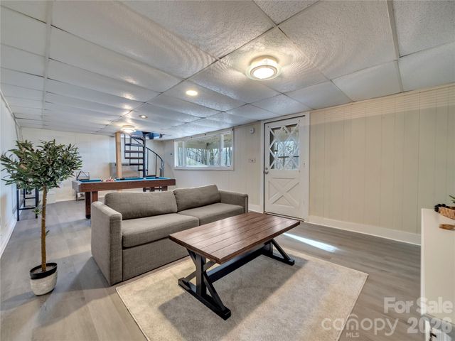 101 Upper Grouse Ridge Road, Beech Mountain, NC 28604