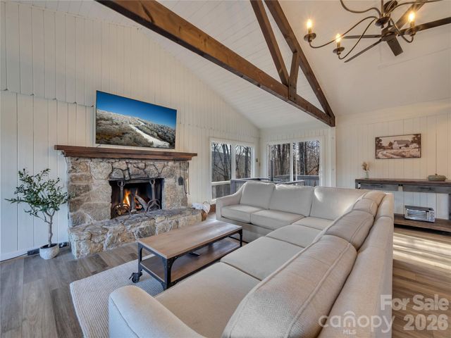 101 Upper Grouse Ridge Road, Beech Mountain, NC 28604
