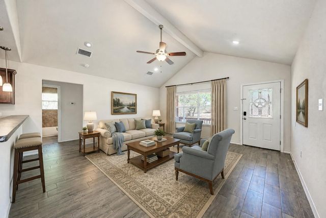 117 North Pass, Kingsland, TX 78639