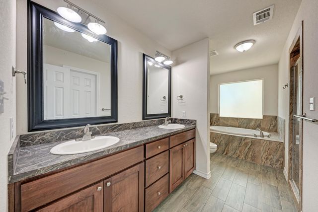 117 North Pass, Kingsland, TX 78639
