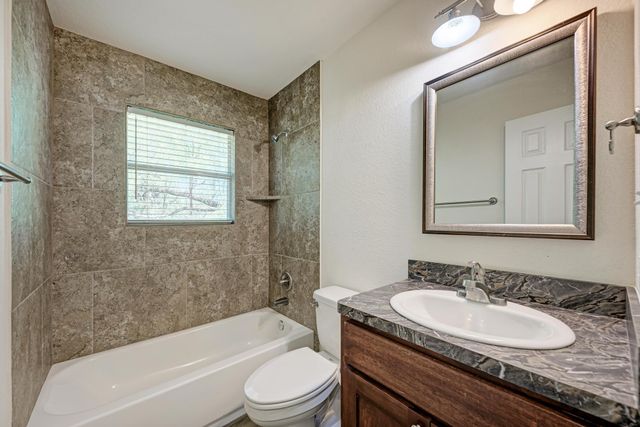 117 North Pass, Kingsland, TX 78639