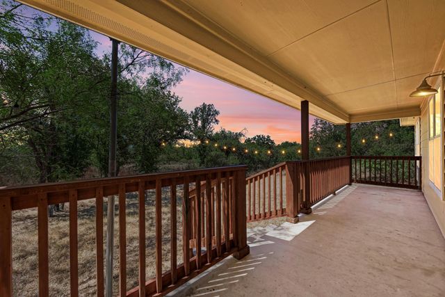117 North Pass, Kingsland, TX 78639