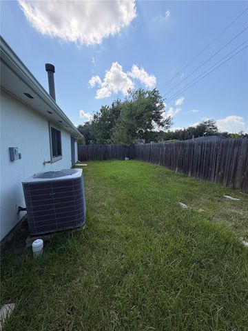 4817 Falcon Forest Drive, Humble, TX 77346