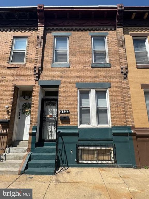 2823 W HAROLD ST, Philadelphia, PA 19132