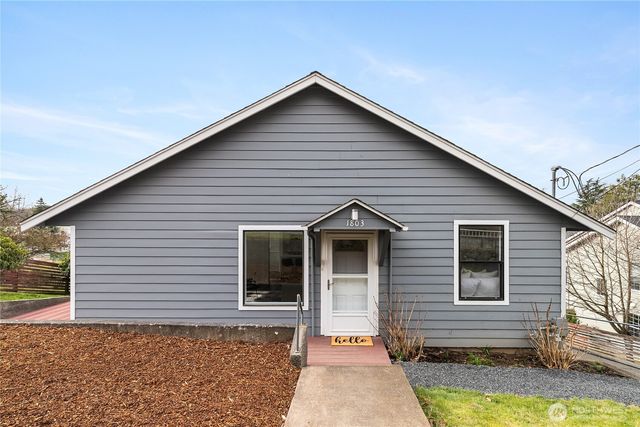 1803 Woburn Street, Bellingham, WA 98229