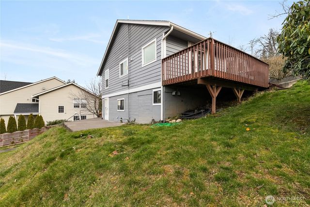 1803 Woburn Street, Bellingham, WA 98229