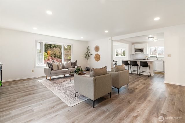 1803 Woburn Street, Bellingham, WA 98229