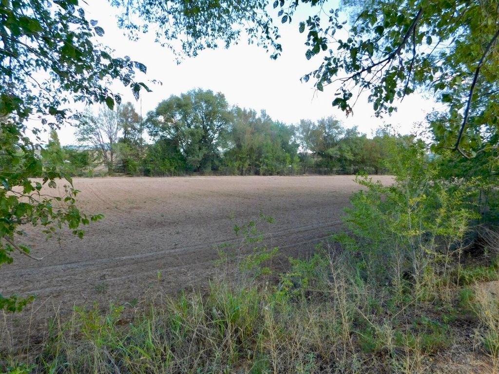 Tract 1 C Gurule Map 89 C-5-27 Lot 2, Los Lunas, NM 87031