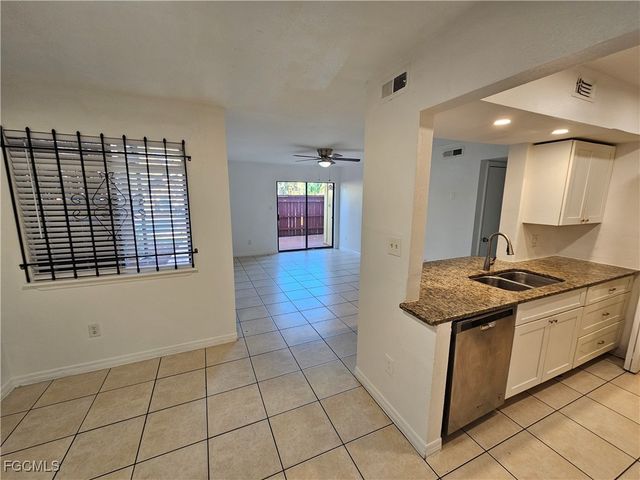 2885 Winkler AVE 603, Fort Myers, FL 33916