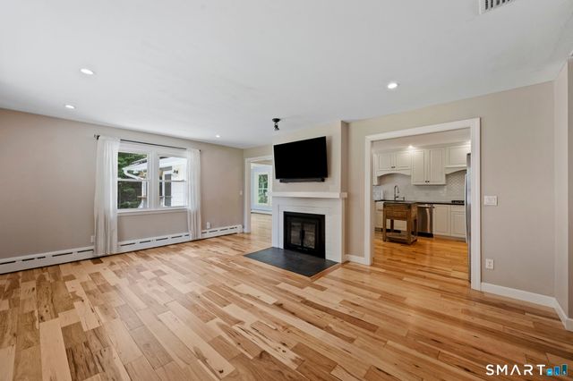 51 Ironwood Drive, Vernon, CT 06066