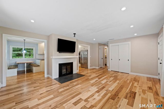 51 Ironwood Drive, Vernon, CT 06066