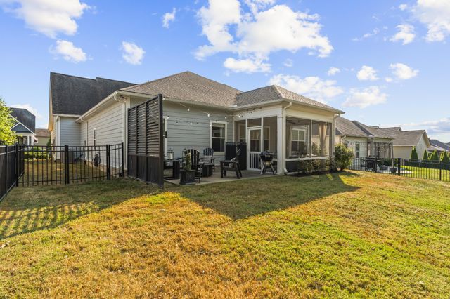 633 Sire Ave, Mount Juliet, TN 37122