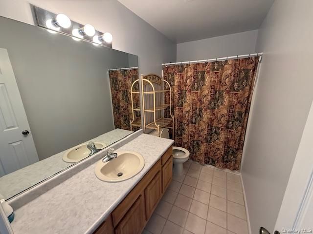 99 Boniface Drive 8A, Pine Bush, NY 12566