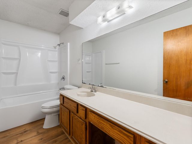 1805 Willow Bend Road, Wharton, TX 77488