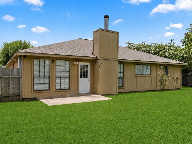 1805 Willow Bend Road, Wharton, TX 77488