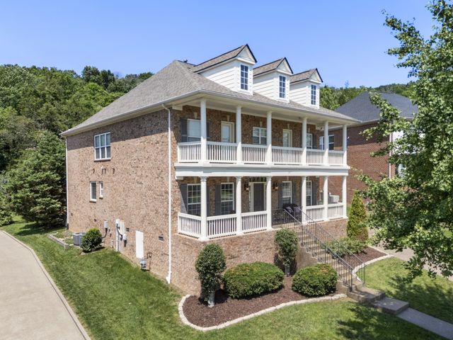 327 Wandering Cir, Franklin, TN 37067