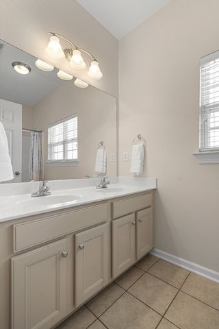 327 Wandering Cir, Franklin, TN 37067