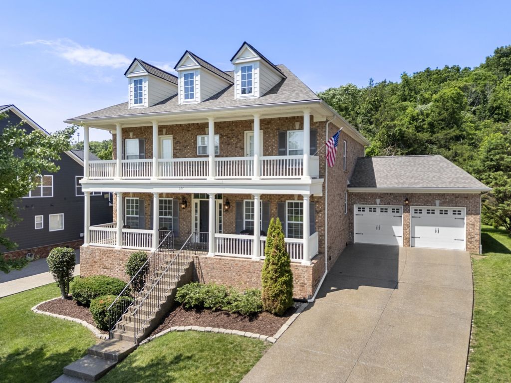 327 Wandering Cir, Franklin, TN 37067