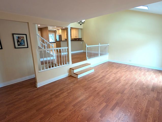 616 Claridge Circle, Hoffman Estates, IL 60169