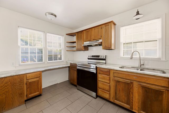 333 N Oliver, Wichita, KS 67208