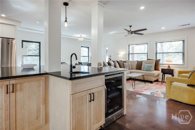 450 Westview Drive, Athens, GA 30606