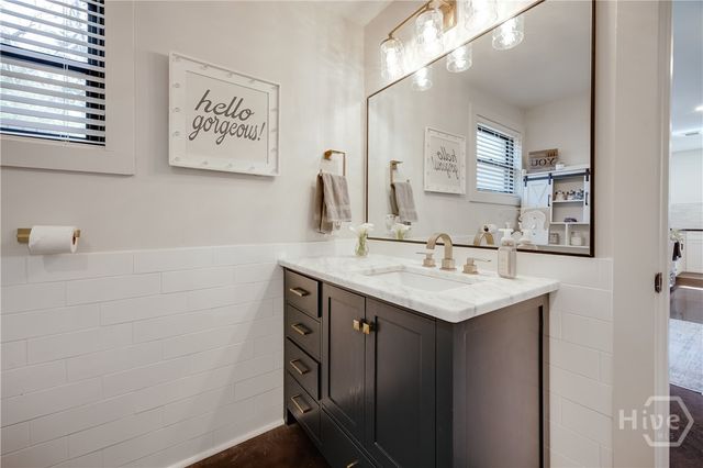 450 Westview Drive, Athens, GA 30606