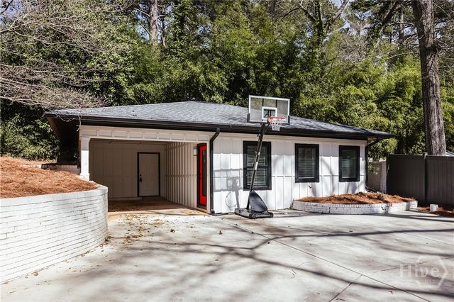 450 Westview Drive, Athens, GA 30606