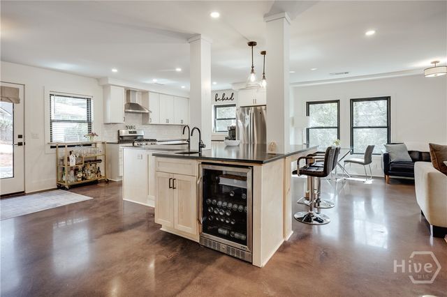 450 Westview Drive, Athens, GA 30606