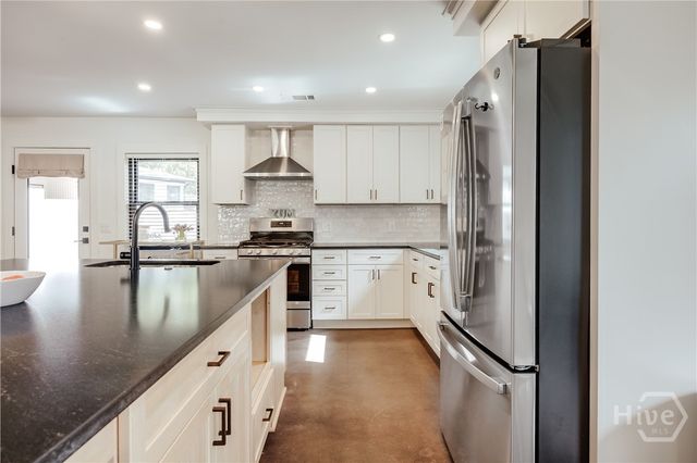 450 Westview Drive, Athens, GA 30606