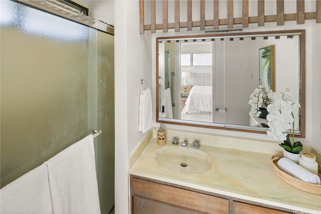 1603 D Paula Drive, Honolulu, HI 96816