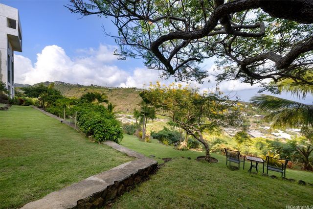 1603 D Paula Drive, Honolulu, HI 96816