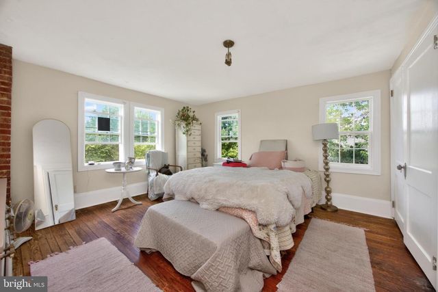 541 BYERS RD, Chester Springs, PA 19425