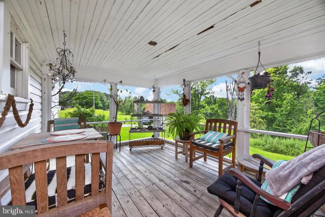 541 BYERS RD, Chester Springs, PA 19425