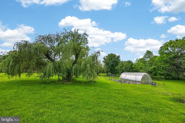 541 BYERS RD, Chester Springs, PA 19425