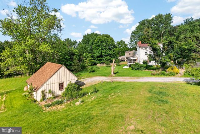 541 BYERS RD, Chester Springs, PA 19425