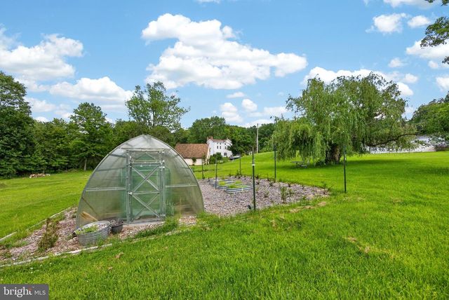 541 BYERS RD, Chester Springs, PA 19425