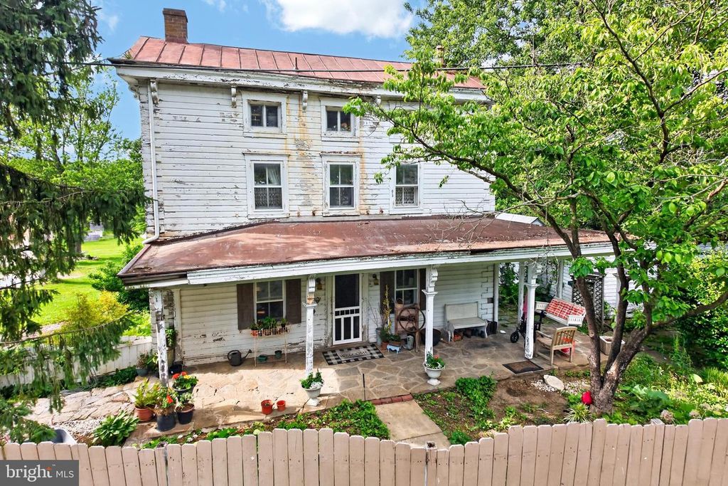 541 BYERS RD, Chester Springs, PA 19425