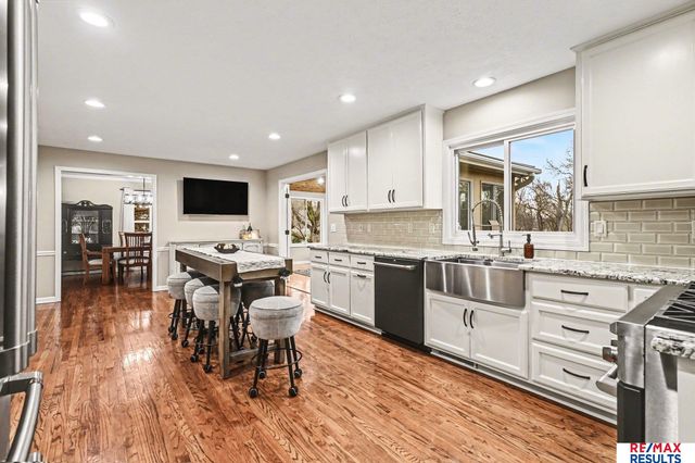21938 Trailridge Boulevard, Elkhorn, NE 68022