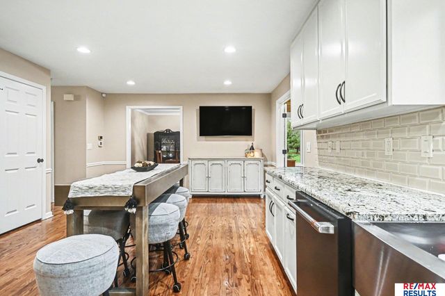 21938 Trailridge Boulevard, Elkhorn, NE 68022