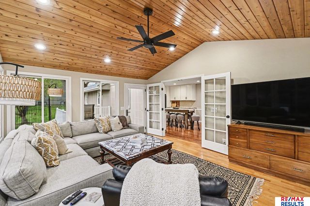 21938 Trailridge Boulevard, Elkhorn, NE 68022