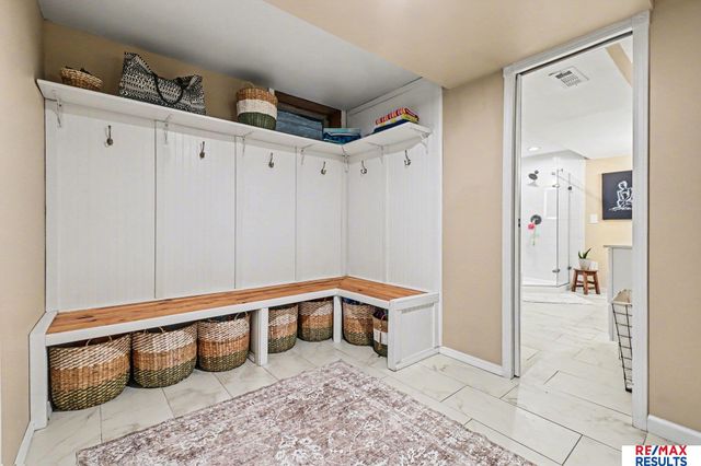 21938 Trailridge Boulevard, Elkhorn, NE 68022