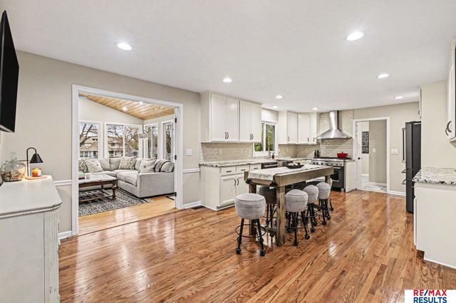 21938 Trailridge Boulevard, Elkhorn, NE 68022