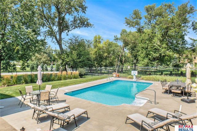 21938 Trailridge Boulevard, Elkhorn, NE 68022