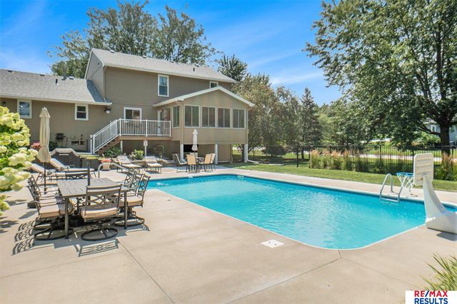 21938 Trailridge Boulevard, Elkhorn, NE 68022