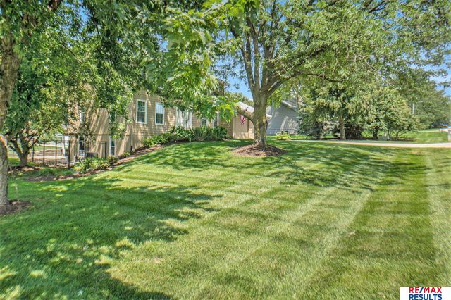 21938 Trailridge Boulevard, Elkhorn, NE 68022