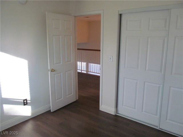 9125 Sparklewood Court, Las Vegas, NV 89129