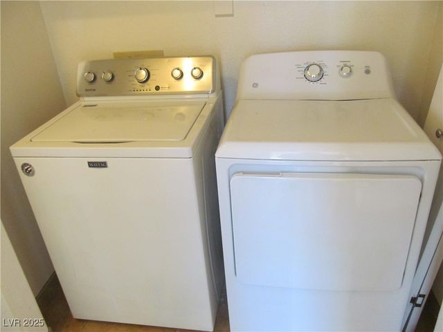 9125 Sparklewood Court, Las Vegas, NV 89129