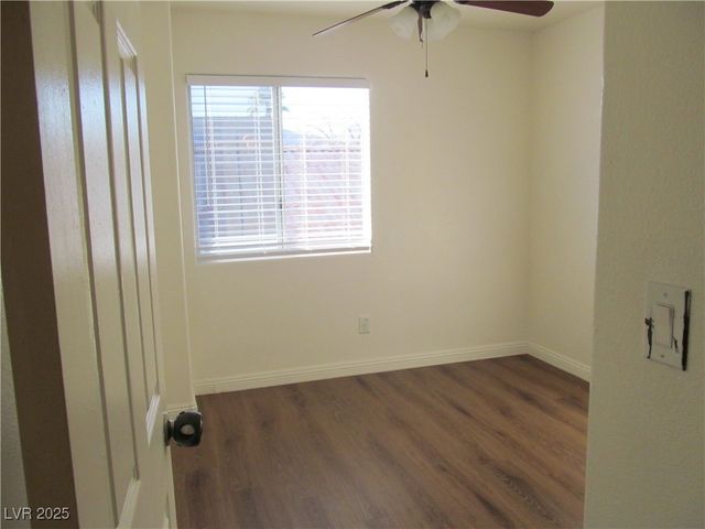 9125 Sparklewood Court, Las Vegas, NV 89129